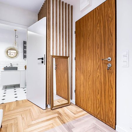 Luksusowy Apartament Blisko Centrum, Parking W Garazu Podziemnym Warschau Buitenkant foto